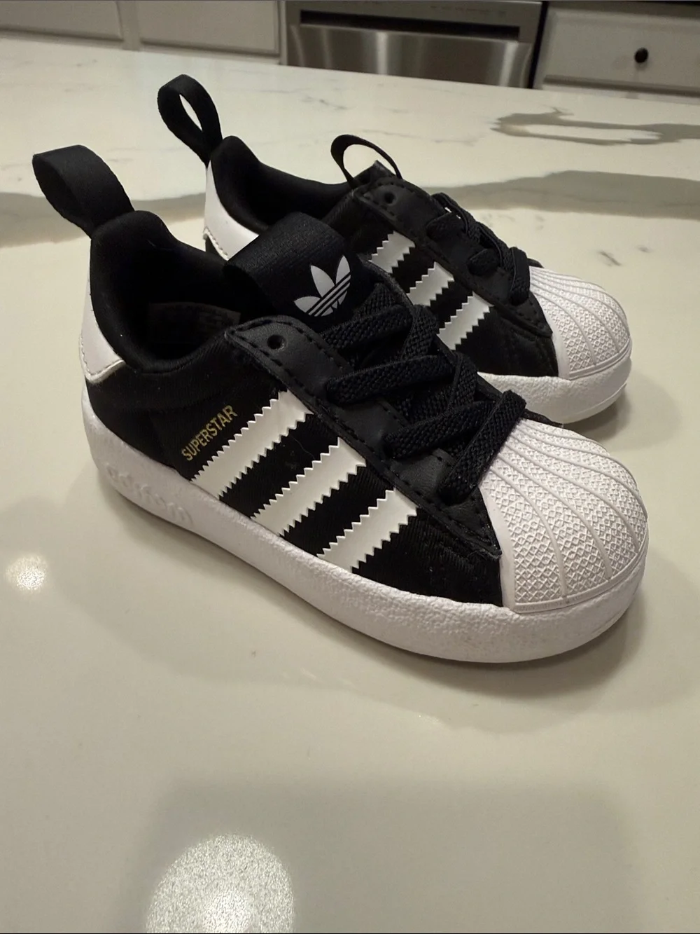 adidas Kids Superstar Sneakers - Black and White - 6 Toddler